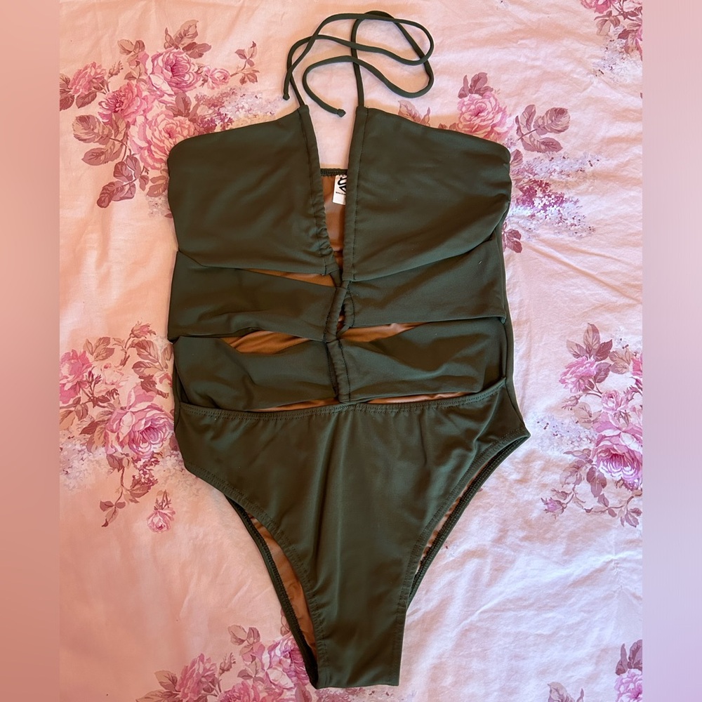 NEW large bluebodybrazil blue body Brazil Cutout one piece swim suit green